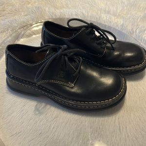 Born shoes in black size 7